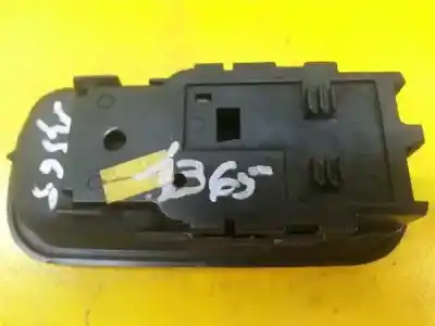 Second-hand car spare part interior left front handle for nissan primera 2.0 d d-cd20 oem iam references   8067101u00