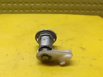 Second-hand car spare part left front door lock for dacia sandero comfort oem iam references 806016794r  