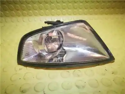 Recambio de automóvil de segunda mano de faro antiniebla izquierdo para ford mondeo iii sedán (b4y) 2.0 16v referencias oem iam 0305068001