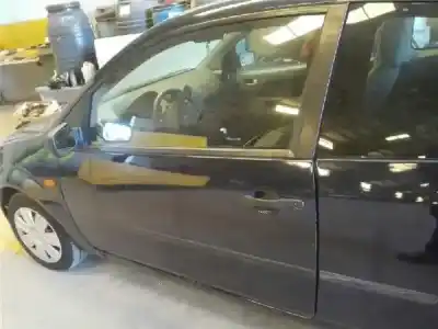 Peça sobressalente para automóvel em segunda mão porta da frente esquerda por ford fiesta (cbk) 1.4 tdci cat referências oem iam 1692539