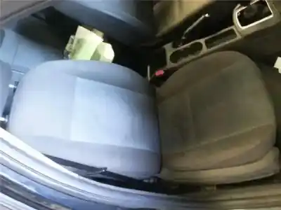 Second-hand car spare part right front seat for ford focus berlina (cap) 1.6 tdci cat oem iam references 