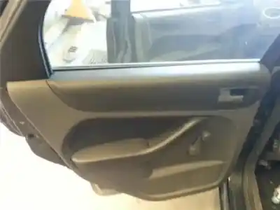 Gebrauchtes Autoersatzteil TÜRVERKLEIDUNG HINTEN LINKS zum FORD FOCUS BERLINA (CAP)  OEM-IAM-Referenzen   