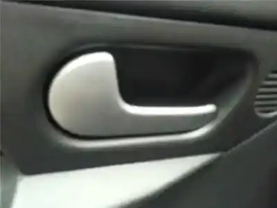 Peça sobressalente para automóvel em segunda mão puxador interior dianteiro esquerdo por opel meriva 1.7 16v cdti cat referências oem iam 