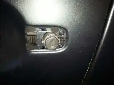 Second-hand car spare part left front door lock for citroen c2 (jm_) 1.4 oem iam references 9170w3  