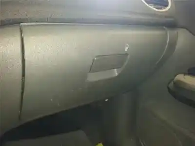 Second-hand car spare part glove compartment for ford focus berlina (cap) 1.6 16v cat oem iam references 1369499