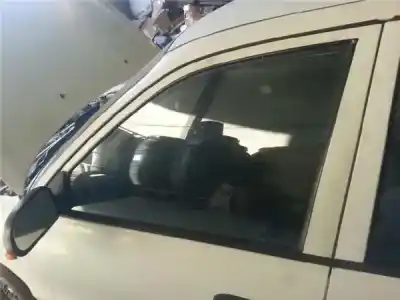 Peça sobressalente para automóvel em segunda mão vidro dianteiro esquerdo por hyundai accent 1.3 g -4eh referências oem iam 8241022000