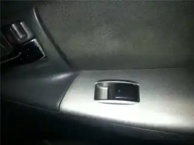 Peça sobressalente para automóvel em segunda mão botão / interruptor elevador vidro dianteiro direito por toyota corolla (e12) 1.6 16v referências oem iam 7423102270b0