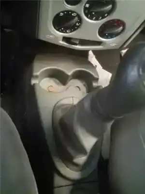 Автозапчасти б/у накладка рычага передач за dacia logan mcv (ks_) 1.5 dci (ks0k) ссылки oem iam 8200523916