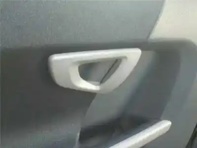 Автозапчасти б/у левая задняя внутренняя ручка за smart forfour 1.1 cat ссылки oem iam 