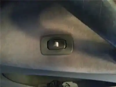 Peça sobressalente para automóvel em segunda mão botão / interruptor elevador vidro dianteiro direito por citroen c5 berlina 1.8 16v (rc6fzb) referências oem iam 6554z4