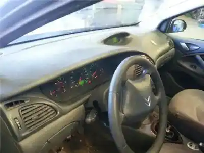 Peça sobressalente para automóvel em segunda mão tablier por citroen c5 berlina 1.8 16v (rc6fzb) referências oem iam 8203yt