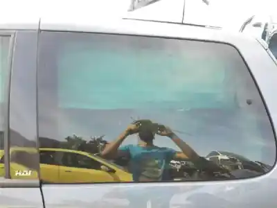 Second-hand car spare part left rear triangle quarter glass for peugeot 807 2.0 hdi oem iam references 