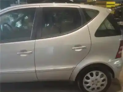 Автозапчастина б/у двері задні ліві для mercedes-benz clase a (w168) 1.4 cat посилання на oem iam 168730230528