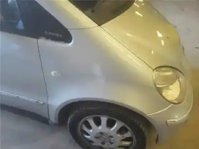Автозапчастина б/у передне праве крило для mercedes-benz clase a (w168) 1.4 cat посилання на oem iam 1688800818