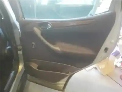 Автозапчастина б/у обликка задніх правіх дверей для mercedes-benz clase a (w168) 1.4 cat посилання на oem iam 16873046707f31