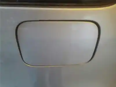 Автозапчастина б/у зовнішній пливний колпак для mercedes-benz clase a (w168) 1.4 cat посилання на oem iam 2028609369