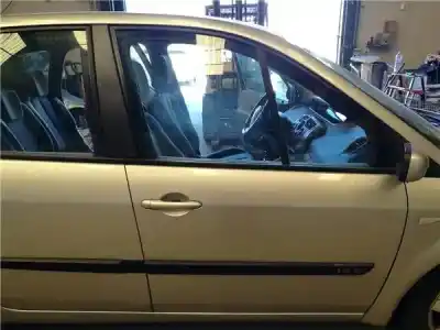 Автозапчасти б/у дверь передняя правая за renault grand scénic ii (jm0/1_) 1.6 ссылки oem iam 