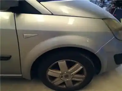 Автозапчасти б/у переднее правое крыло за renault grand scénic ii (jm0/1_) 1.6 ссылки oem iam 