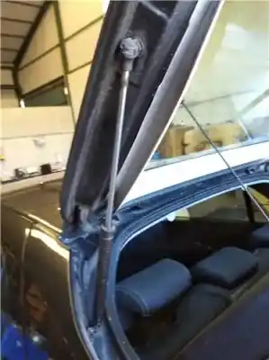 İkinci el araba yedek parçası bagaj / kapi amortisörleri için renault laguna ii (bg0) 2.0 oem iam referansları 8200000902b