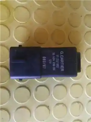 Peça sobressalente para automóvel em segunda mão caixa de pré-aquecimento por citroen c4 coupe 1.6 16v hdi fap referências oem iam 51252002