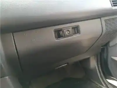 Peça sobressalente para automóvel em segunda mão porta luvas por opel frontera a 2.3 turbodiesel referências oem iam 