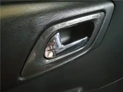 Peça sobressalente para automóvel em segunda mão puxador interior traseiro esquerdo por citroen c4 berlina 2.0 hdi cat (rhr / dw10bted4) referências oem iam 