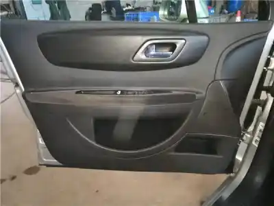 Peça sobressalente para automóvel em segunda mão forra / revestimento da porta dianteira esquerda por citroen c4 berlina 2.0 hdi cat (rhr / dw10bted4) referências oem iam 