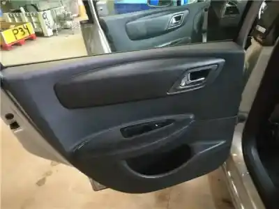 Peça sobressalente para automóvel em segunda mão forra / revestimento da porta traseira esquerda por citroen c4 berlina 2.0 hdi cat (rhr / dw10bted4) referências oem iam 