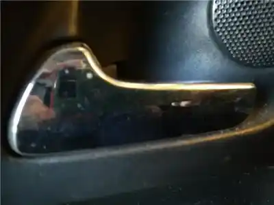 Peça sobressalente para automóvel em segunda mão puxador interior traseiro esquerdo por opel zafira a 2.0 16v di referências oem iam 