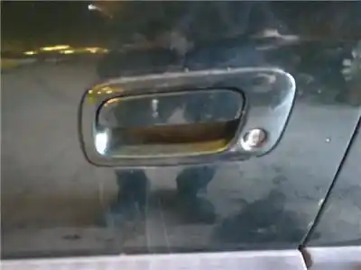 Peça sobressalente para automóvel em segunda mão puxador exterior dianteiro esquerdo por opel zafira a 2.0 16v di referências oem iam 24443944