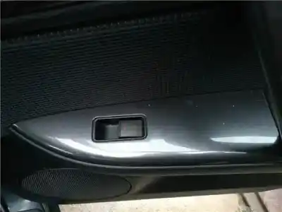 Peça sobressalente para automóvel em segunda mão botão / interruptor elevador vidro traseiro esquerdo por mazda 6 berlina 2.0 d referências oem iam 