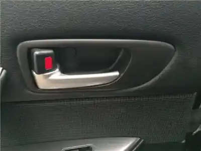 Peça sobressalente para automóvel em segunda mão puxador interior traseiro esquerdo por mazda 6 berlina 2.0 d referências oem iam 