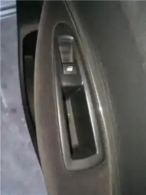 Peça sobressalente para automóvel em segunda mão botão / interruptor elevador vidro traseiro direito por citroen c4 berlina 2.0 hdi cat (rhr / dw10bted4) referências oem iam 