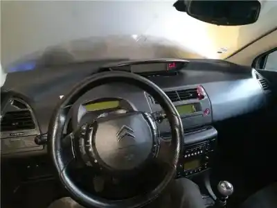 Peça sobressalente para automóvel em segunda mão tablier por citroen c4 berlina 2.0 hdi cat (rhr / dw10bted4) referências oem iam 