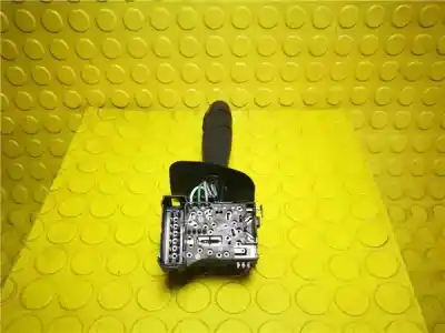 Second-hand car spare part indicator switch for renault clio ii fase ii (b/cb0) 1.4 16v oem iam references 122783  6166018