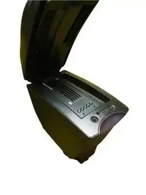 Peça sobressalente para automóvel em segunda mão sistema de áudio / rádio cd por citroen c4 berlina 2.0 hdi cat (rhr / dw10bted4) referências oem iam 136474