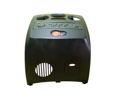 Piesă de schimb auto la mâna a doua SISTEM AUDIO / CD RADIO CASETOFON pentru RENAULT CLIO III  Referințe OEM IAM 8200607915  