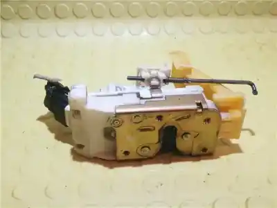 Second-hand car spare part rear left door lock for ford mondeo iii sedán (b4y) 2.0 16v oem iam references xs41a26413cq