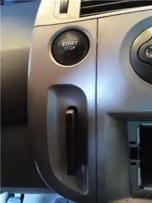 Tweedehands auto-onderdeel startschakelaar voor renault scenic ii 1.5 dci diesel oem iam-referenties 