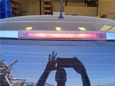 Tweedehands auto-onderdeel centraal remlicht voor renault scenic ii 1.5 dci diesel oem iam-referenties 