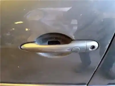 Tweedehands auto-onderdeel buitenste handgreep links voor voor renault scenic ii 1.5 dci diesel oem iam-referenties 