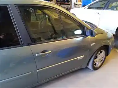 Tweedehands auto-onderdeel rechts voordeur voor renault scenic ii 1.5 dci diesel oem iam-referenties 