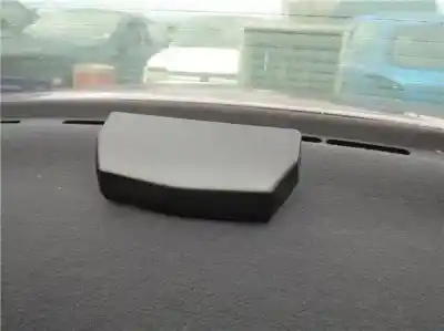 İkinci el araba yedek parçası MERKEZI FREN LAMBASI için OPEL VECTRA B BERLINA  OEM IAM referansları   