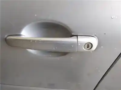 Pezzo di ricambio per auto di seconda mano maniglia esterna anteriore sinistra per peugeot 307 break/sw 1.6 hdi riferimenti oem iam 