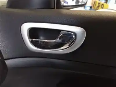 Pezzo di ricambio per auto di seconda mano maniglia interna anteriore destra per peugeot 307 break/sw 1.6 hdi riferimenti oem iam 