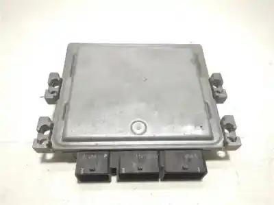 Recambio de automóvil de segunda mano de centralita motor uce para renault megane ii sedán (lm0/1_) 1.5 dci referencias oem iam 8200542288  s122326107a