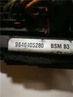 Second-hand car spare part fuse box unit for fiat ulysse (179) 2.2 jtd dynamic oem iam references 9646405280