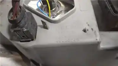 Peça sobressalente para automóvel em segunda mão farol / farolim esquerdo por mg rover mg zs 2.0 td referências oem iam 94fr40230748