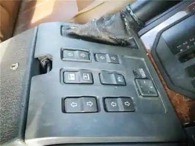 Peça sobressalente para automóvel em segunda mão botão / interruptor elevador vidro dianteiro direito por land rover range rover (lp) 4.6 referências oem iam 