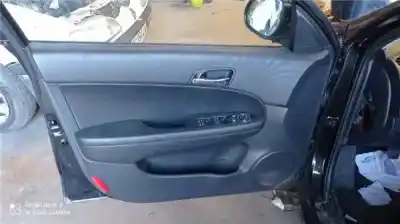 Peça sobressalente para automóvel em segunda mão forra / revestimento da porta dianteira esquerda por hyundai i30 (fd) 1.6 crdi referências oem iam 